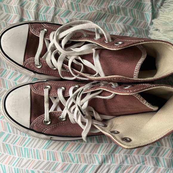 🌷🎀SIZE 7/7.5 Converse Chuck Taylor Pink🎀🌷 - Picture 2 of 8